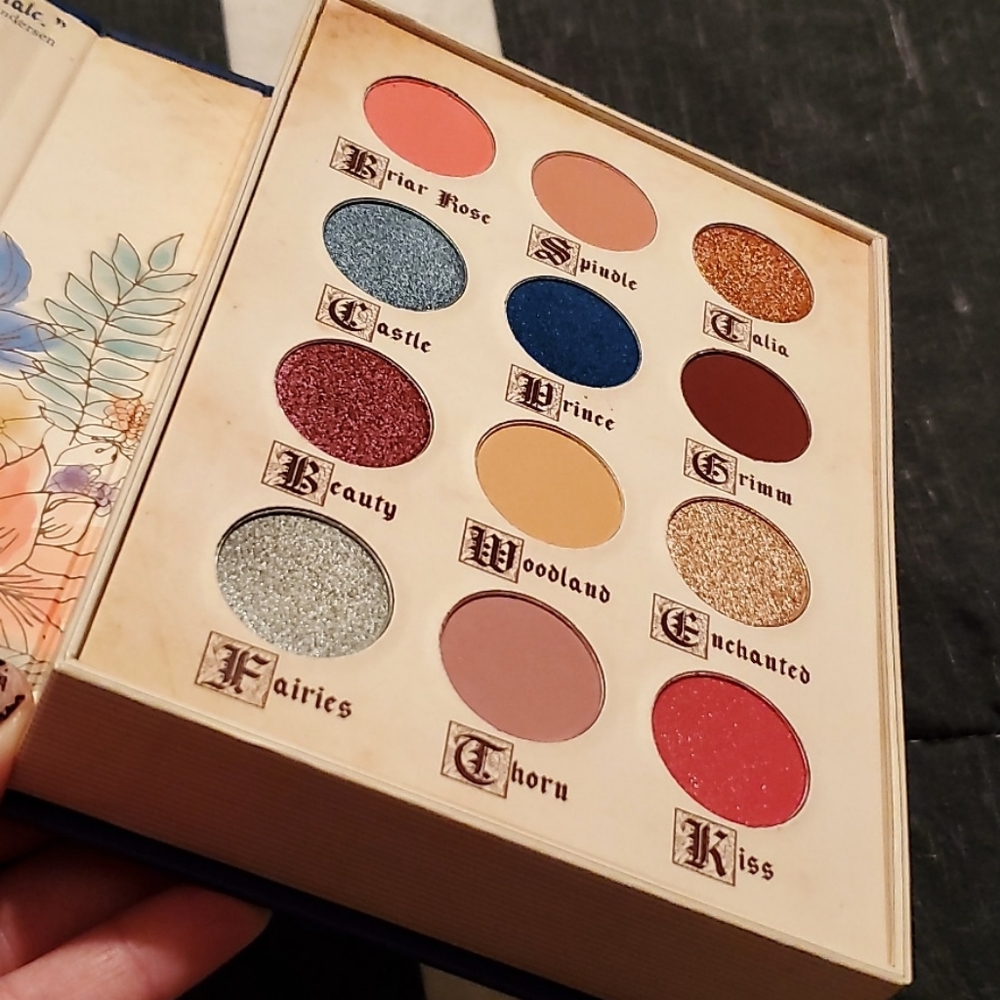 Eyeshadow Palette- Little Briar Rose